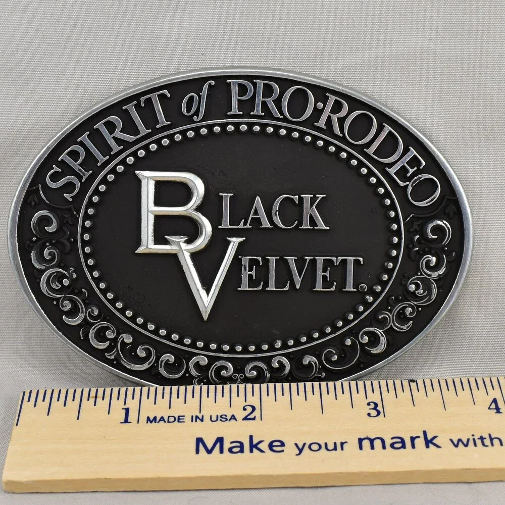 Belt Buckle 1979 Black Velvet Blended Canadian Whisky 80 Proof Spirit Of Pro-Rod